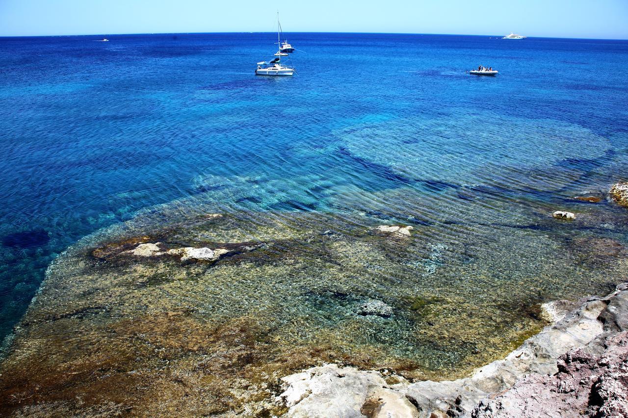 Castello Tafuri Hotel Portopalo Di Capo Passero Eksteriør billede